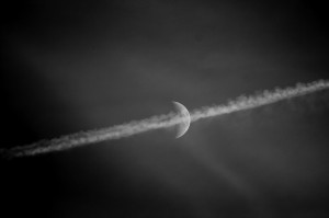 jetstream_over_the_moon-300x199
